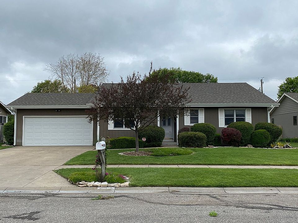1st image of 2916 Berkley Ln