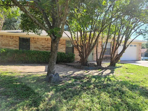 1701 Saddle Rd, Granbury, TX 76049