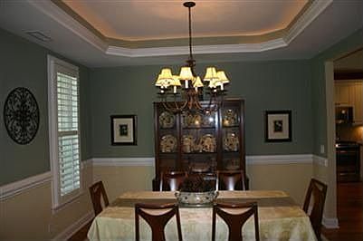 2nd image of 3171 Wexford Way
