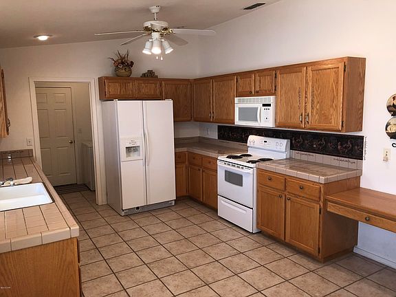 4th image of 3461 El Toro Dr