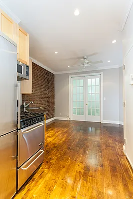 Rented by Centennial Properties NY | media 9