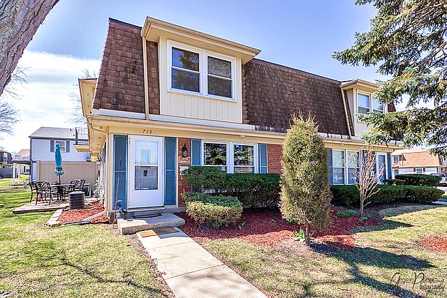 1st image of 715 Huntly Ct #715