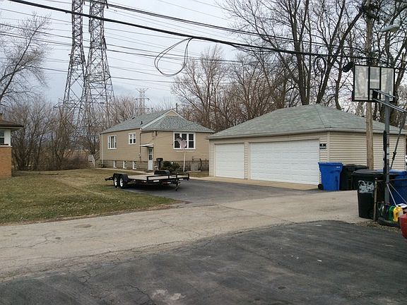 3rd image of 13049 S Green Bay Ave