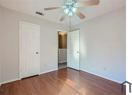 2420 Waterloo Ln — Photo 32