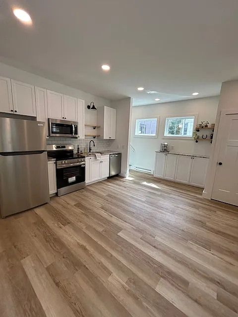 1 bed, 1.5 bath, 1000 sqft, $2,000 — Photo 2