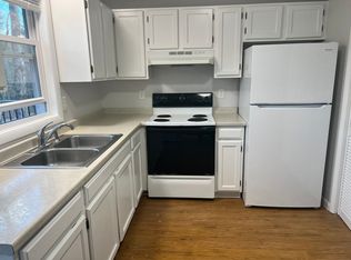 10 Deep Woods Rd APT D, Weaverville, NC 28787