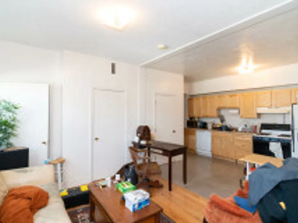 14B W Ashford St #106