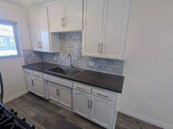 2nd image of 7859 Romaine St APT 4