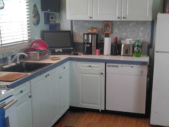 4th image of 55 N Greenway Dr