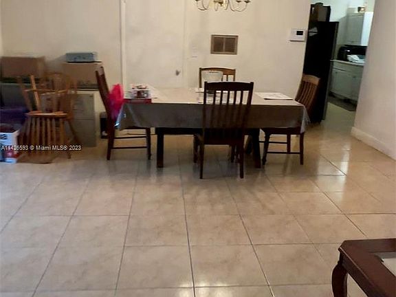 3rd image of 3971 NW 187th St