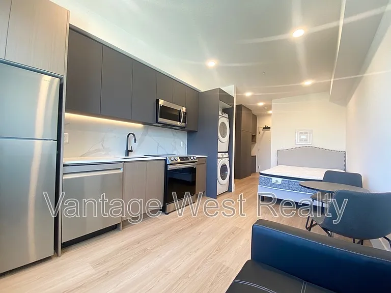 720 Klo Rd #413 — Photo 5