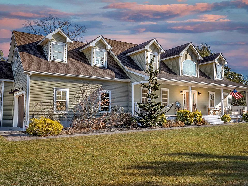 1st image of 5 Klains Ln