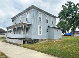 20-22 S 2nd St, Dennison, OH 44621