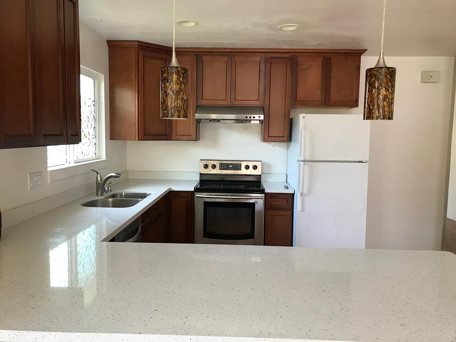 2 bed, 1229 sqft, $3,345 — Photo 4
