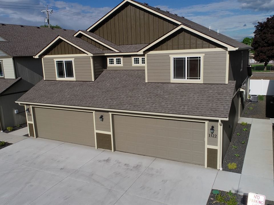 1st image of 1522 N Michigan Ln #1524