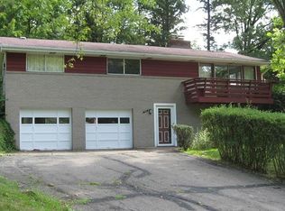 618 Westland Dr, Gibsonia, PA 15044