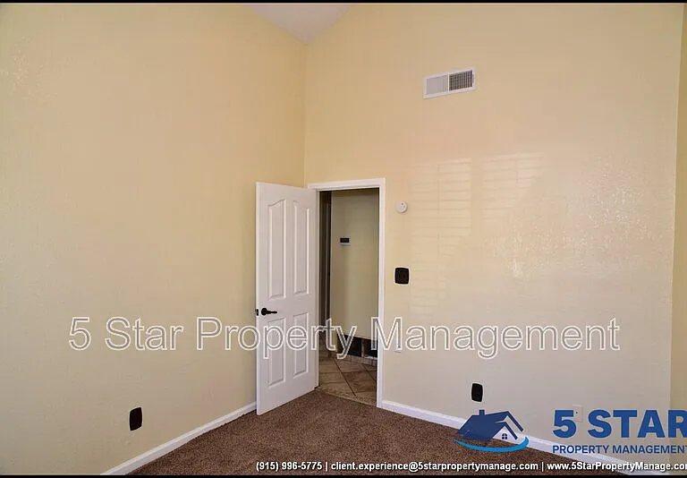 12636 Crystal Ridge St — Photo 37
