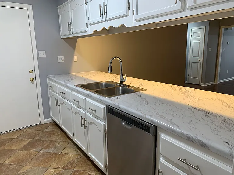 5412 Leaning Oak Dr — Photo 5