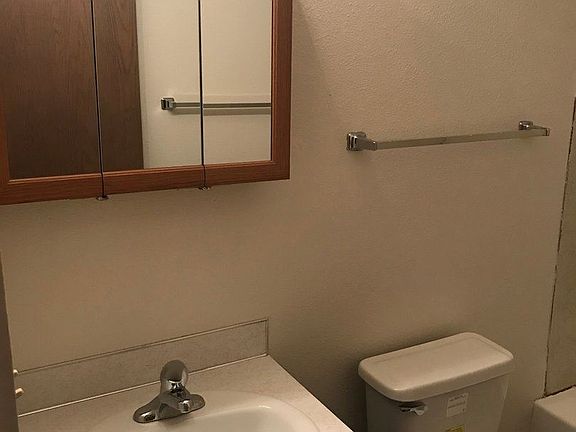 2nd image of 1201 River Dr APT 31