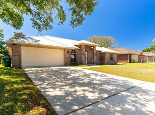 7819 Lola Cir, Navarre, FL 32566