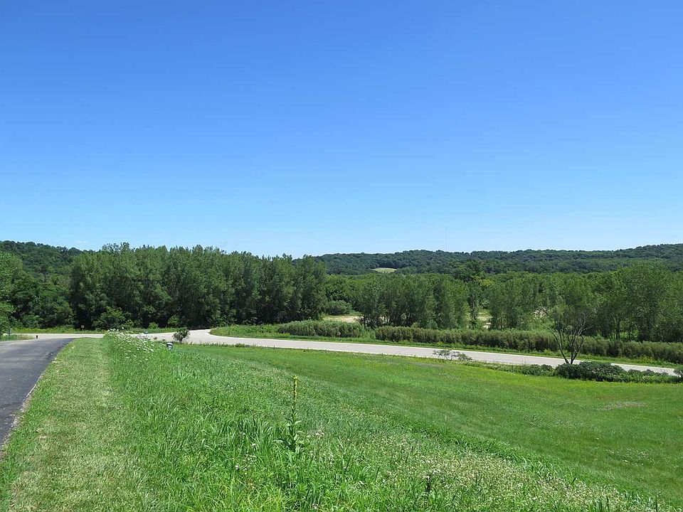 2nd image of Iawinn Rd