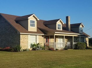 3863 Bobwhite Rd, Gilmer, TX 75645