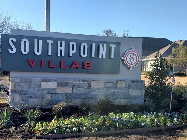 Southpoint Villas — Photo 40