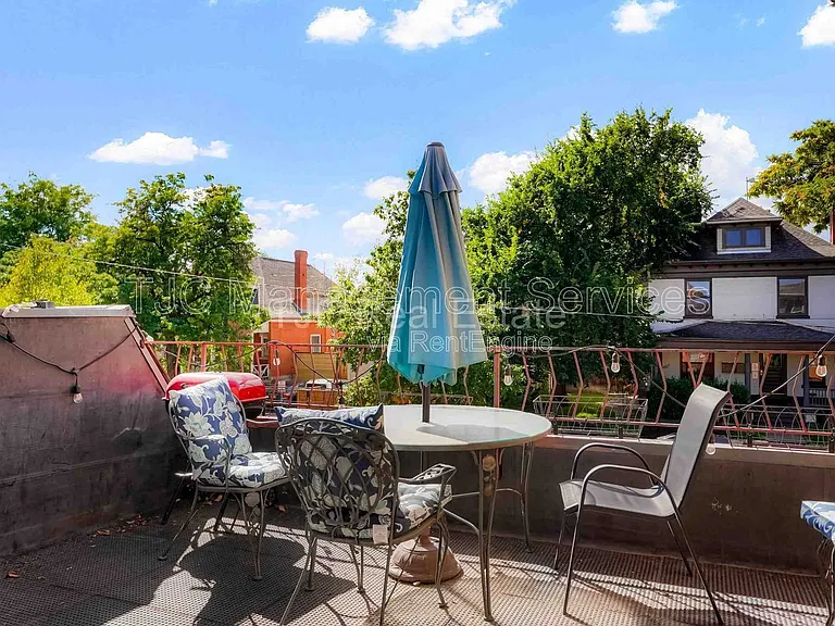 1138 N Corona St #105 — Photo 3