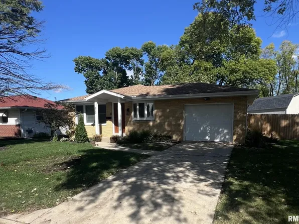 429 E Delwood St, Morton, IL 61550