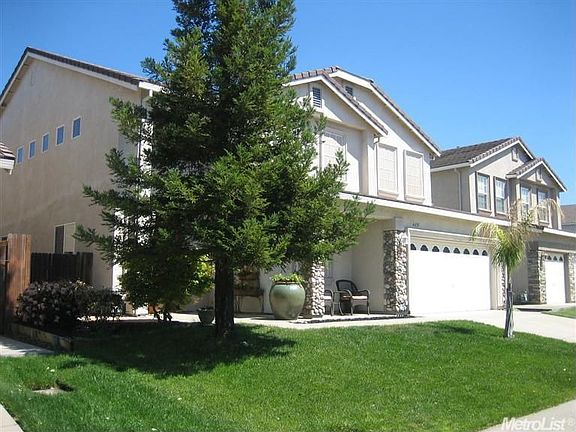 3rd image of 6635 Kings Canyon Dr
