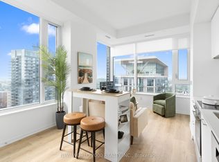 101 Roehampton Ave #2612, Toronto, ON M4P 2W2