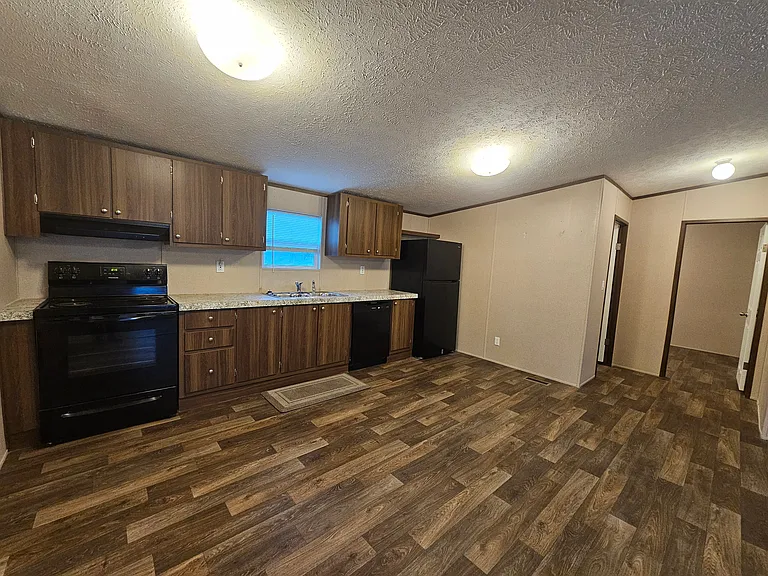 Lakewood Estates (TX) — Photo 13