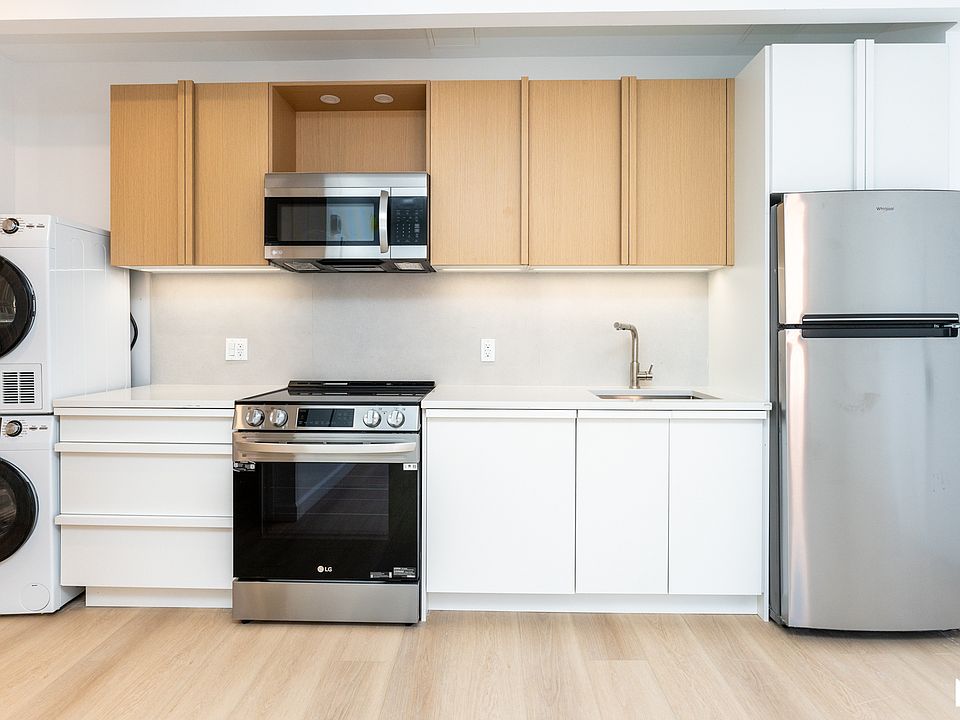 1st image of 26-04 Jackson Ave #11E