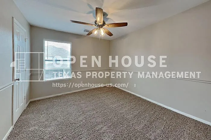 15323 Fir Woods Ln — Photo 17