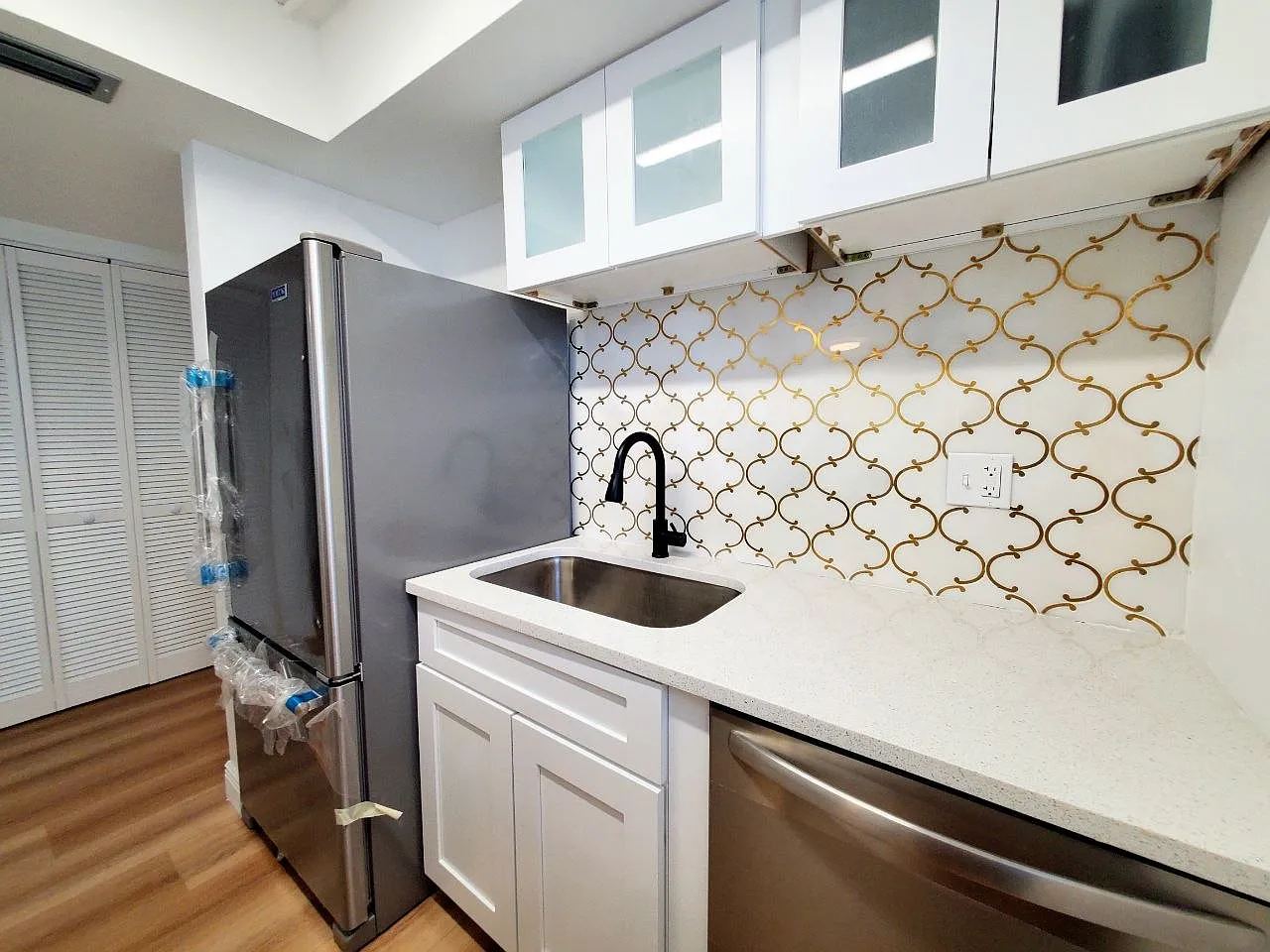 1 bed, 595 sqft, $1,400 — Photo 3