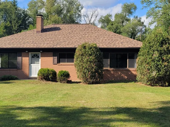 2437 Yankee St, Niles, MI 49120