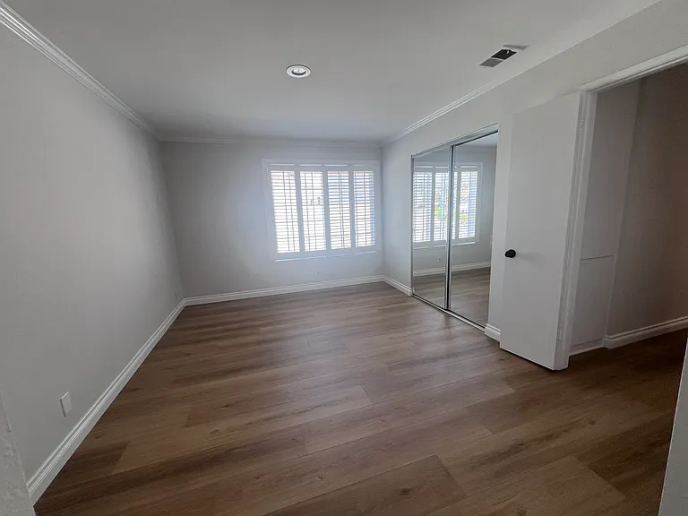 17712 Manchester Ave — Photo 9