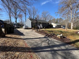 472 Cedar Ln, Mebane, NC 27302