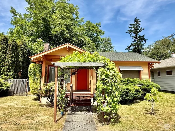 229 S 47th Street, Tacoma, WA 98408