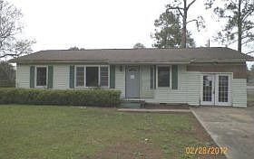 2nd image of 420 Pine St