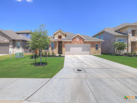 3rd image of 1022 Kocher Dr