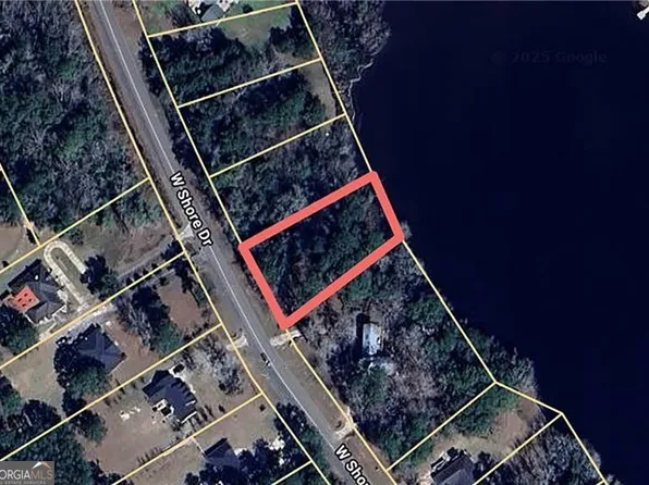 229 Shore Dr, Ochlocknee, GA 31773