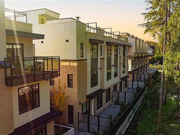 3rd image of 2050 Glenaire Dr #128