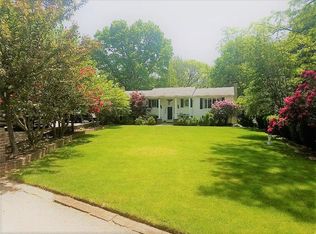 9 Appian Way, Johnston, RI 02919