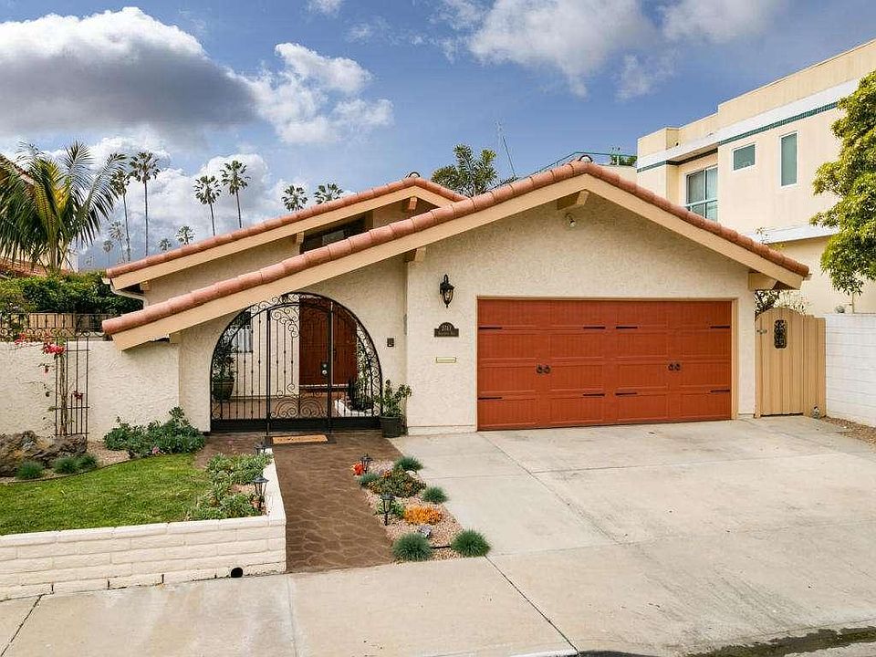 1st image of 2747 Seahorse Ave