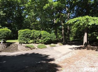 410 Illini Dr, Hopewell, IL 61565
