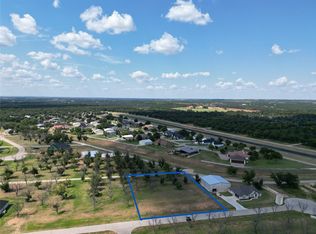 7015 Gulfstream Dr, Granbury, TX 76049