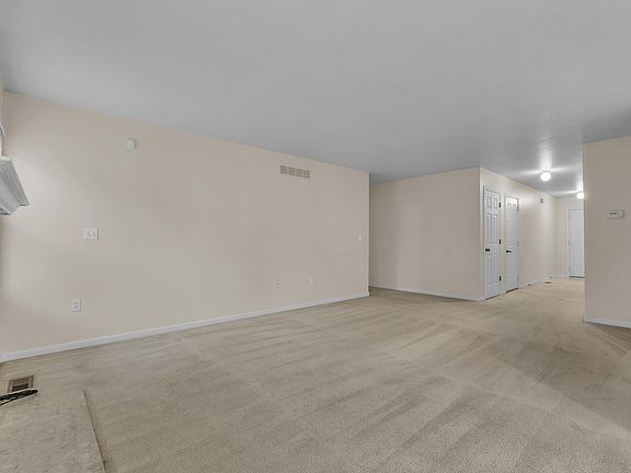 5th image of 8126 Cypress Cir