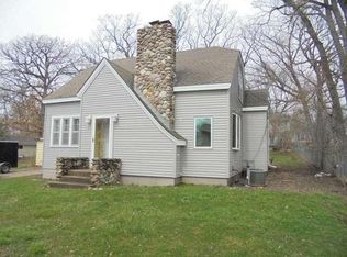 29818 Meadow Dr, Burlington, WI 53105