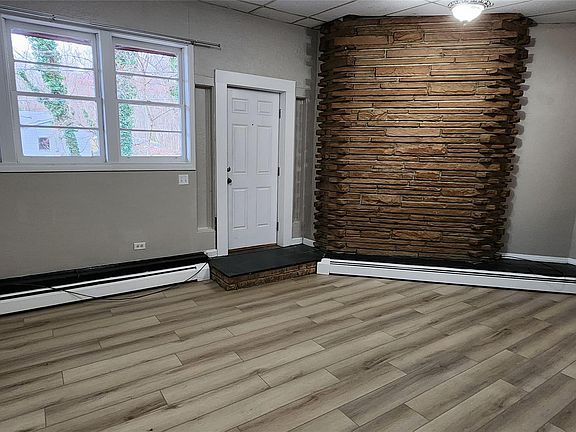 5th image of 169 Jersey Ave APT 4